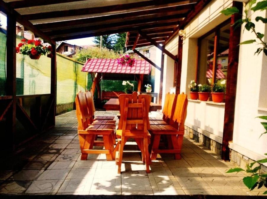Vila Bianca Buşteni Dış mekan fotoğraf